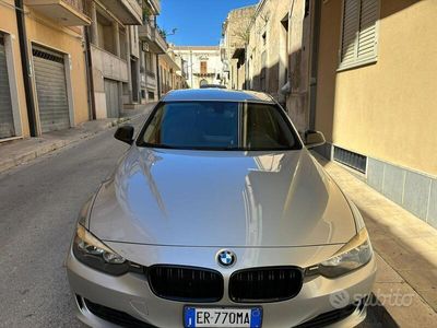 usata BMW 318 serie 3anno 2013