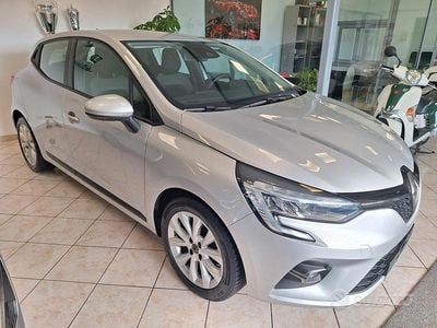 Usata Renault Clio V Business 101 CV (74 kW) 2020 Grigio Berlina