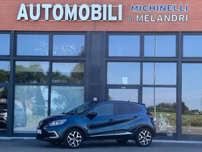 Usata Renault Captur Business 90 CV (66 kW) 2019 Blu/azzurro SUV