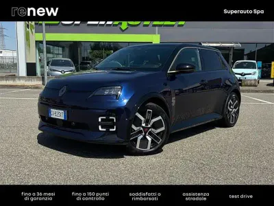 Usata Renault R5 Iconic 11 kW (15 CV) 2024 Blu scuro Utilitaria