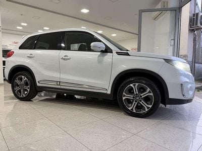 Usata Suzuki Vitara Cool 120 CV (88 kW) 2015 Bianco SUV