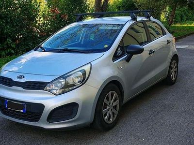 Usata Kia Rio Comfort 75 CV (55 kW) 2003 Berlina