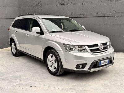 Usata Fiat Freemont 140 CV (102 kW) 2011 Argento SUV