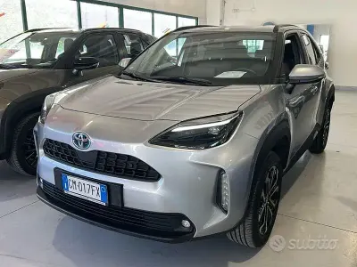 Usata Toyota Yaris Cross Trend 116 CV (85 kW) 2023 Grigio SUV
