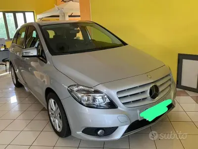 Usata Mercedes B180 Executive 2013 Grigio Utilitaria