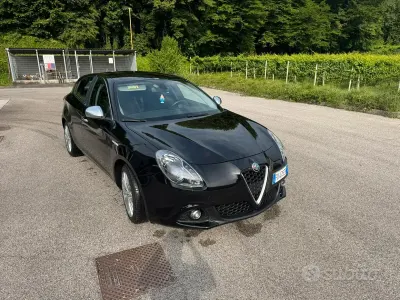Usata Alfa Romeo Giulietta 120 CV (88 kW) 2016 Nero Utilitaria