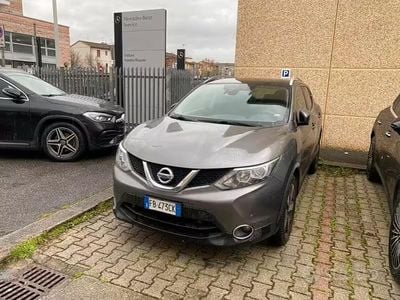 Usata Nissan Qashqai Tekna 131 CV (96 kW) 2016 Grigio SUV