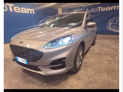 Usata Ford Kuga ST-Line X 225 CV (165 kW) 2022 Solar silver SUV