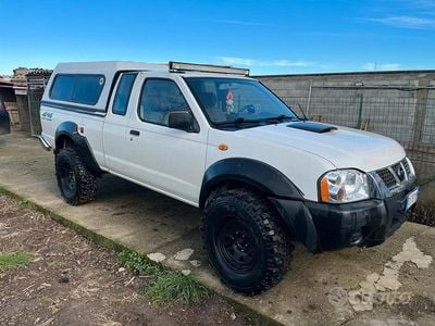 Usata Nissan Navara 133 CV (97 kW) 2003 Pick-up