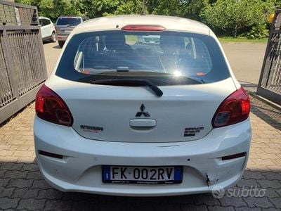 Usata Mitsubishi Space Star 71 CV (52 kW) 2017 Bianco Utilitaria