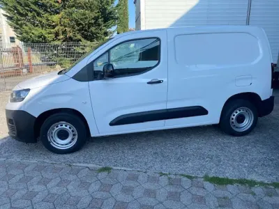 Usata Fiat Doblò 102 CV (75 kW) 2023 Bianco Monovolume