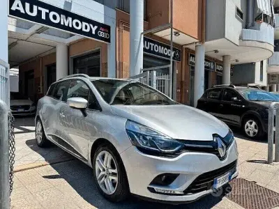 Usata Renault Clio Intens 90 CV (66 kW) 2018 Grigio Station wagon