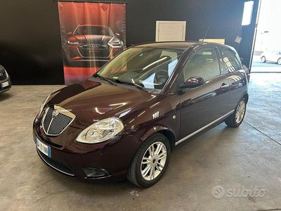Usata Lancia Ypsilon 77 CV (56 kW) 2010 Rosso Utilitaria