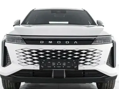 Nuova Omoda 9 537 CV (394 kW) 2026 Bianco SUV