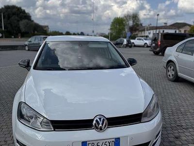 Usata VW Golf VII Highline 105 CV (77 kW) 2013 Bianco Berlina
