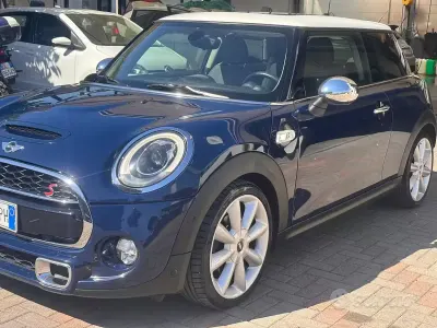 Usata Mini Cooper SD Coupé 170 CV (125 kW) 2018 Bluazzurro Coupé