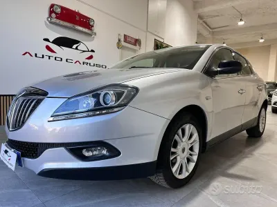 Usata Lancia Delta 120 CV (88 kW) 2010 Grigio Utilitaria