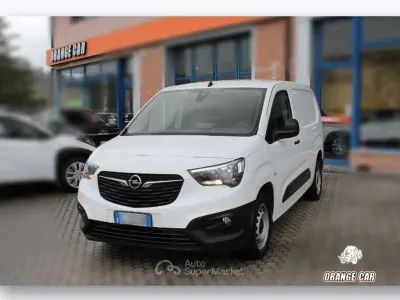 Usata Opel Combo Edition 131 CV (96 kW) 2022 Bianco Monovolume