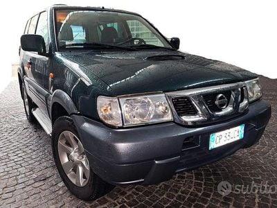 Usata Nissan Terrano 2004 Verde SUV