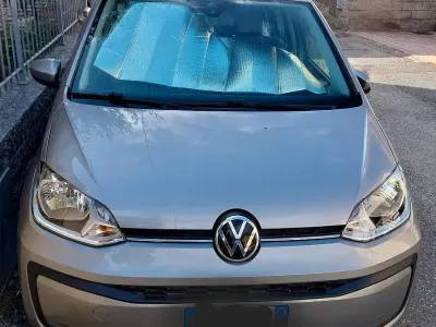 Usata VW up! 60 CV (44 kW) 2024 Grigio Utilitaria