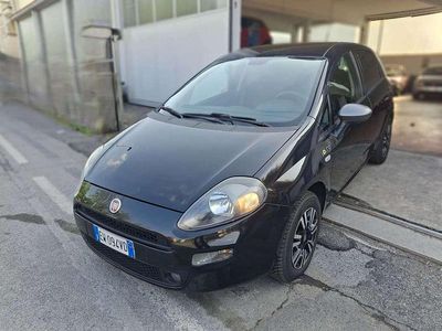 Usata Fiat Punto Young 69 CV (50 kW) 2014 Nero Utilitaria