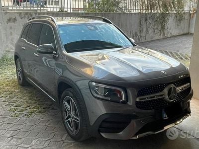 Usata Mercedes GLB220 Premium 190 CV (139 kW) 2021 Grigio SUV