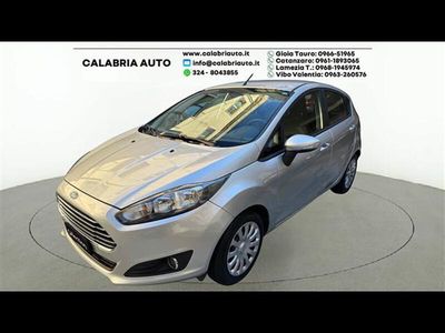 Usata Ford Fiesta 75 CV (55 kW) 2014 Grigio(met.) Utilitaria