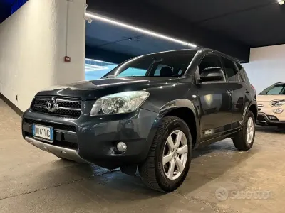 Usata Toyota RAV4 Sol 158 CV (116 kW) 2009 Grigio SUV