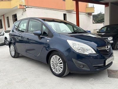 Usata Opel Meriva 110 CV (80 kW) 2013 Blu/azzurro Monovolume