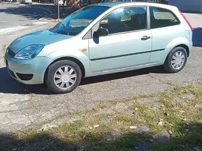 Usata Ford Fiesta 75 CV (55 kW) 2003 Utilitaria