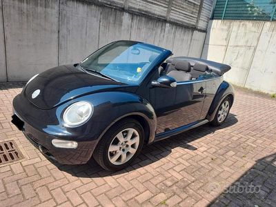 Usata VW New Beetle 75 CV (55 kW) 2003 Nero Utilitaria
