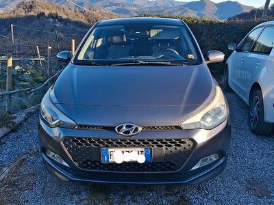 Usata Hyundai i20 75 CV (55 kW) 2016 Grigio Utilitaria
