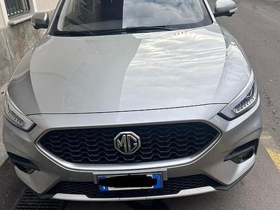 Usata MG 1500 Luxury 106 CV (77 kW) 2024 Grigio Monovolume