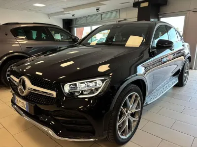 Usata Mercedes GLC300 Premium 194 CV (142 kW) 2023 Nero SUV