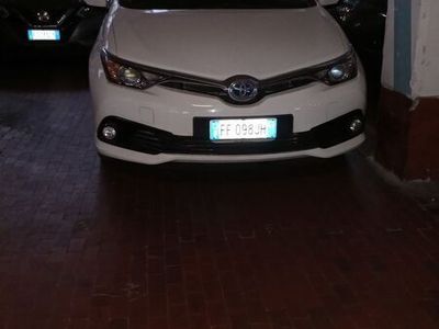 usata Toyota Auris 1.8 Hybrid Unico proprietario, non fumatore, ottime condizioni