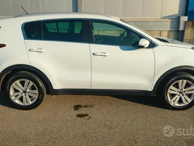 Usata Kia Sportage 115 CV (84 kW) 2016 Bianco SUV
