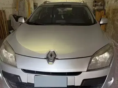 Usata Renault Mégane GrandTour 110 CV (80 kW) 2010 Grigio Station wagon