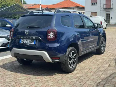 Usata Dacia Duster Prestige 101 CV (74 kW) 2020 Blu scuro SUV