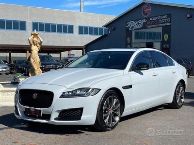 usata Jaguar XF 3.0 D V6 300 CV aut. R-Sport