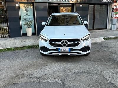 Usata Mercedes GLA200 Business 150 CV (110 kW) 2022 Bianco SUV