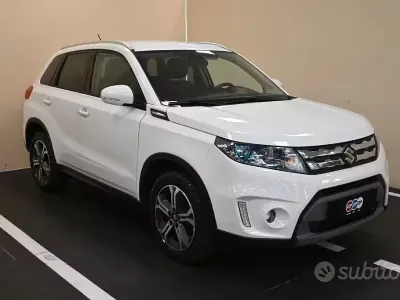Usata Suzuki Vitara 120 CV (88 kW) 2017 Bianco SUV