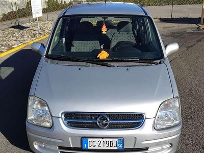 Usata Opel Agila 68 CV (50 kW) 2003 Argento Monovolume