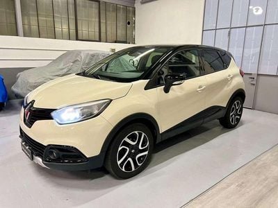 Usata Renault Captur Intens 90 CV (66 kW) 2016 Beige SUV