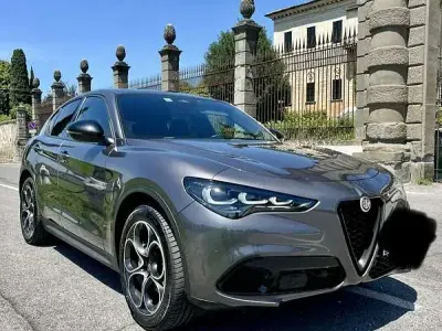 Usata Alfa Romeo Stelvio 160 CV (117 kW) 2025 SUV