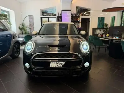 Usata Mini Cooper SD Hype 170 CV (125 kW) 2020 Nero Utilitaria