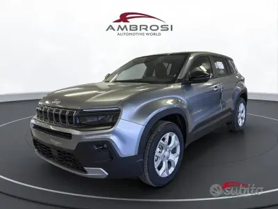 Ny Jeep Avenger Altitude 101 HK (74 kW) 2026 Grå SUV