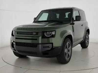 Nuova Land Rover Defender SE Dynamic 249 CV (183 kW) 2026 Verde SUV