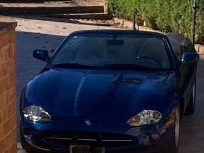 Usata Jaguar XK8 1998 Blu Cabrio