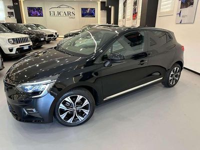 Usata Renault Clio V Equilibre 67 CV (49 kW) 2023 Nero metallizzato Berlina