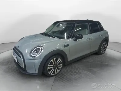 Usata Mini Cooper Classic 136 CV (100 kW) 2022 Bianco Utilitaria